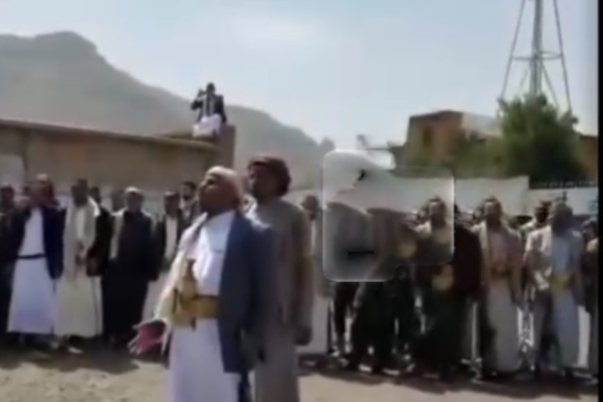 بعد محاولة اقتحام منزله بسنحان.. بـ(8) ثيران قيادات الحوثي يحكّمون مدير الاستخبارات (السياني) (فيديو)