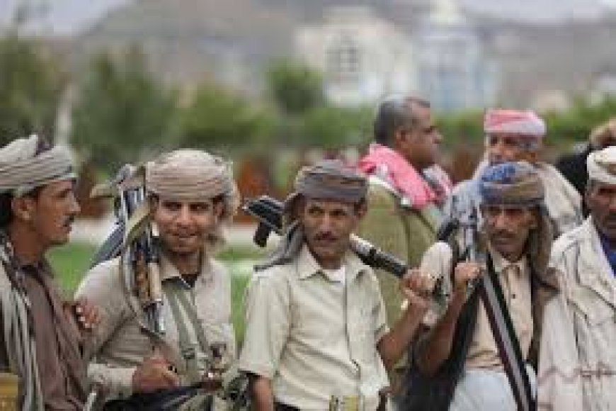 الاتصالات.. "سلاح جديد" بيد الحوثيين للتجسس على اليمنيين