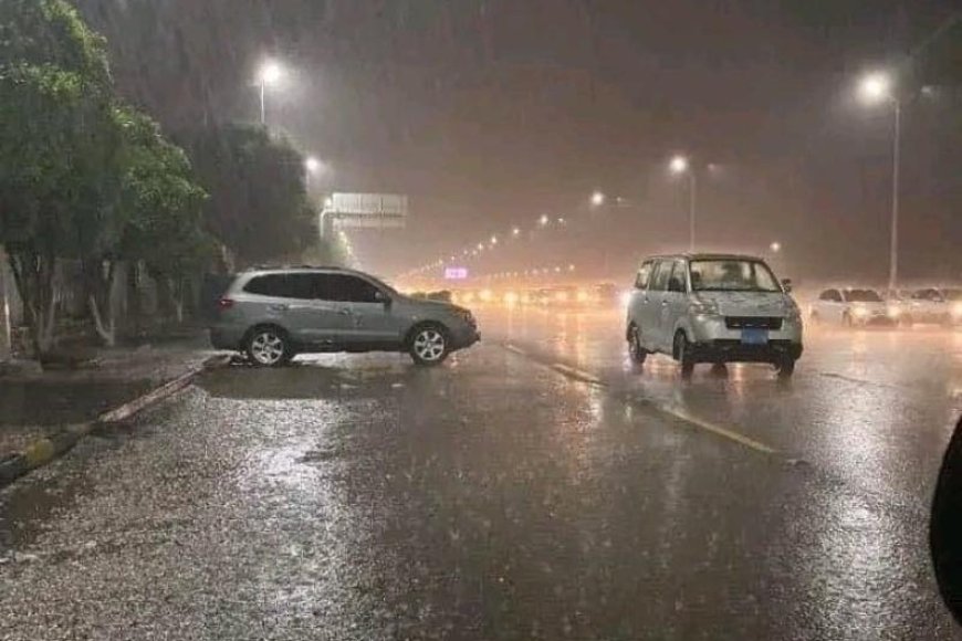 هطول أمطار غزيرة في صنعاء 