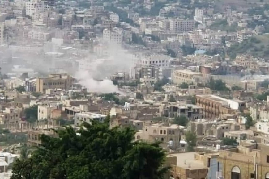 المليشيات الحوثية الإرهابية تستهدف أحياء سكنية بتعز