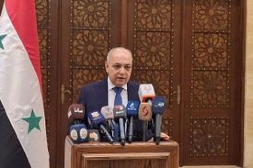 عاجل.. (رويترز): قيادة الجيش تبلغ الضباط بسقوط بشار الأسد.. ورئيس الحكومة: مستعدون لتسليم السلطة