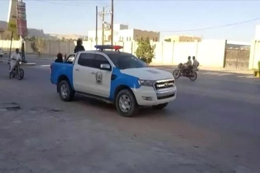 شرطة سيئون تلقي القبض على مطلوب أمنيًا 