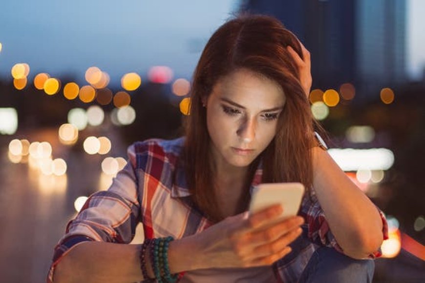 اخر الدراسات .. شباب هذا العصر بالرغم من كل الرفاهية ، يفتقدون السعادة .. تفاصيل
