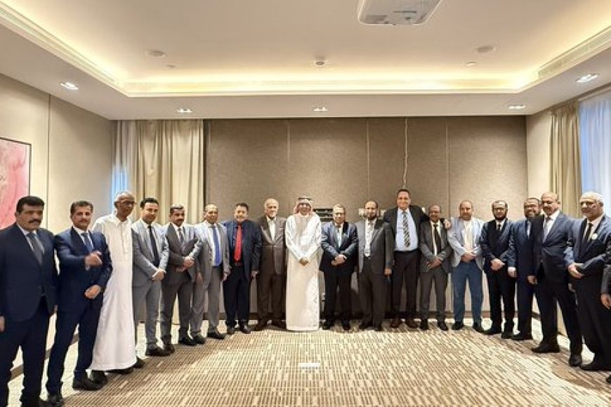 تكتل الأحزاب يلتقي سفير مجلس التعاون الخليجي لمناقشة مستجدات الأوضاع في اليمن