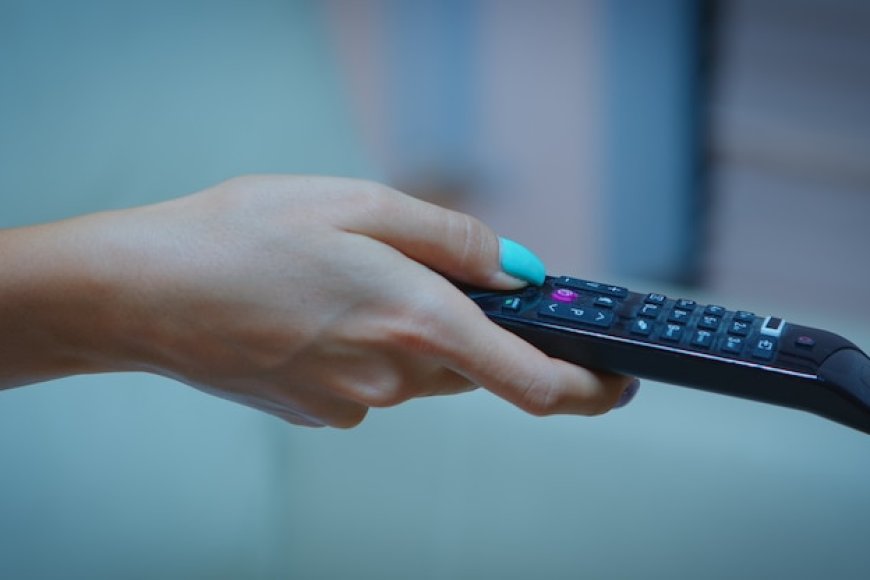 فتاة تقتل شقيقتها و السبب ريموت التلفاز