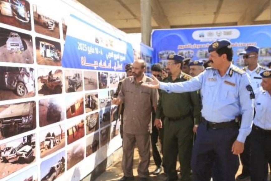 الباكري يفتتح معرض الصور التوعوي بمناسبة أسبوع المرور العربي بمأرب.