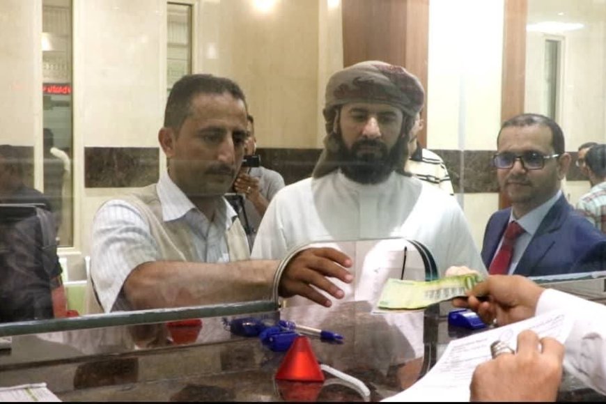 وفاءً للوعد..وزارة الأوقاف والإرشاد تبدأ تسليم المبالغ المستردة لحجاج بلادنا عن موسم 1445هـ