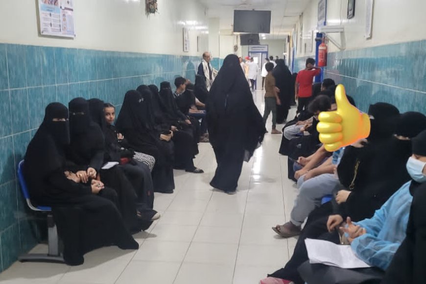 لخدماتها الطبية النوعية المجانية،، إقبال غير مسبوق على عيادات كلية طب الأسنان عدن 