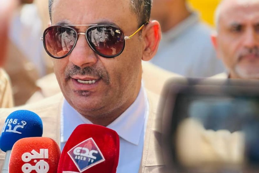 عدن: رئيس هيئة النقل يدشن تفويج أولى رحلات حجاج بلادنا إلى الاراضي المقدسة 