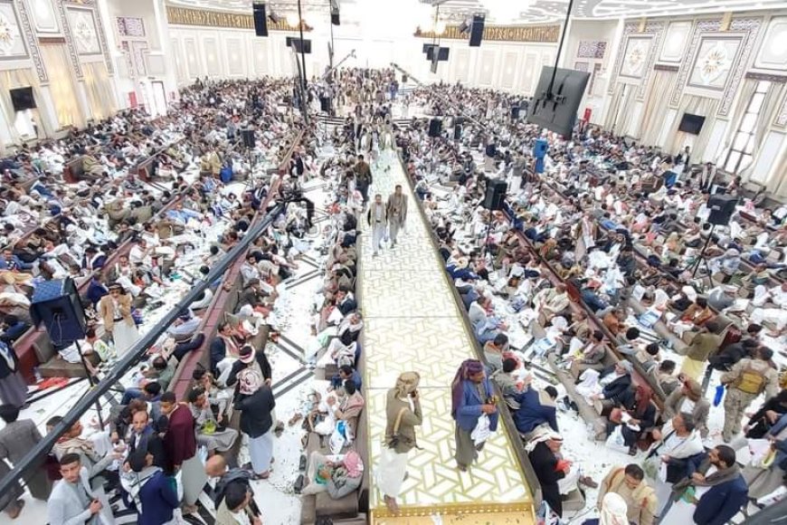 أب يمني يحتفل بزفاف أولاده الأربعة في يوم واحد ويثير جدلاً واسعًا