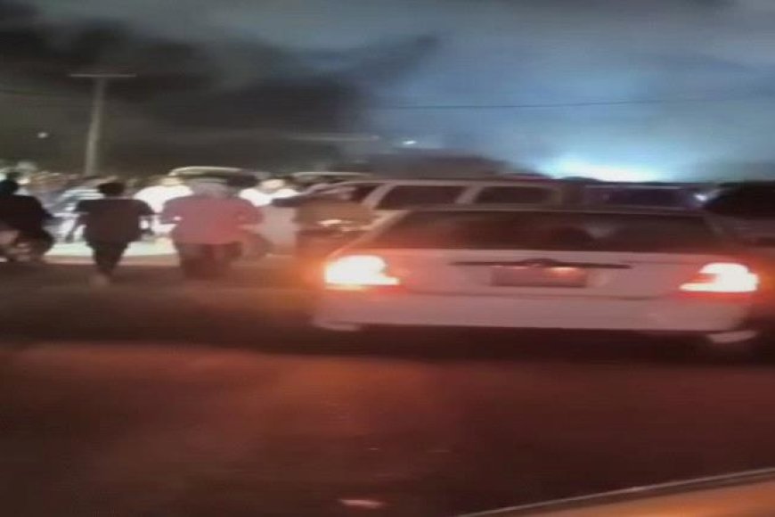 &quot;نساء محاصرات وصراخ وذهول&quot;.. شهادة مؤثرة لوالد العروس عن حريق قاعة صبر بلحج