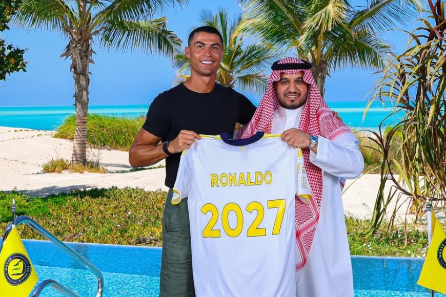 رونالدو يجدد عقده مع النصر السعودي بشروط فلكية حتى 2026