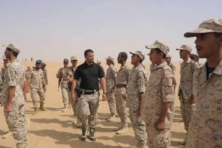العميد عبدربه لعكب يتفقد لواء الاحتياط ويؤكد على رفع الجاهزية لمواجهة المليشيات الحوثية