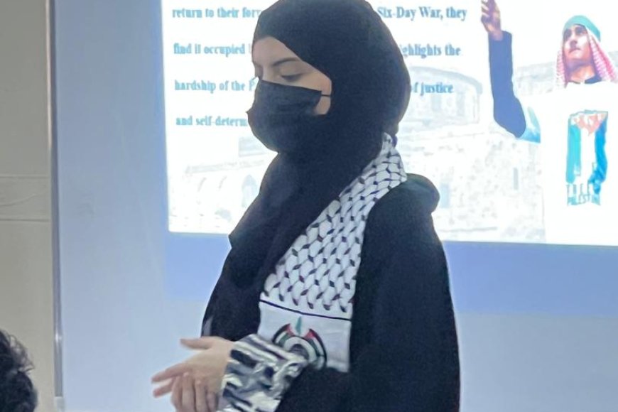 الطالبة نور نصر السقاف تنال الامتياز في مشروع تخرجها حول نضال الشعب الفلسطيني في أدب غسان كنفاني