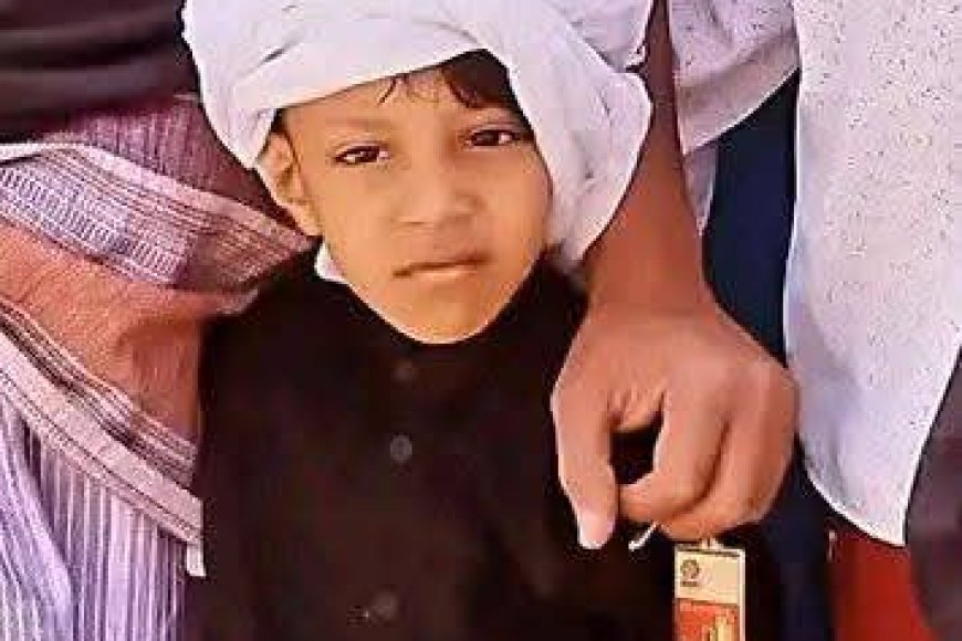 إنقاذ الطفل عبودي الميسري في زنجبار بعد إصابته برصاص الاشتباكات وسط تجاهل الجهات المعنية