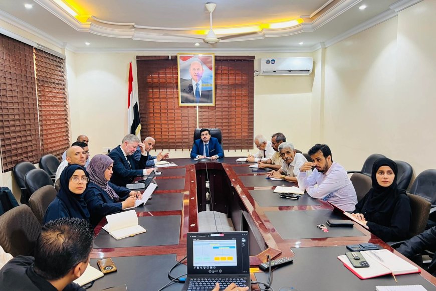 وزارة المياه والبيئة تناقش مع وفد البنك الدولي مشاريع المرحلة القادمة في قطاعي المياه والمناخ