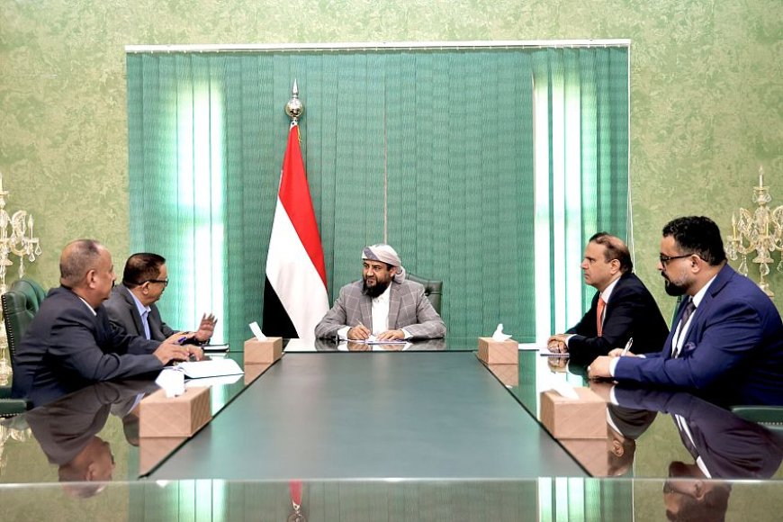 المحرّمي يطلع على أوضاع الخطوط الجوية اليمنية ويشدد على ضرورة النهوض بقطاع الطيران