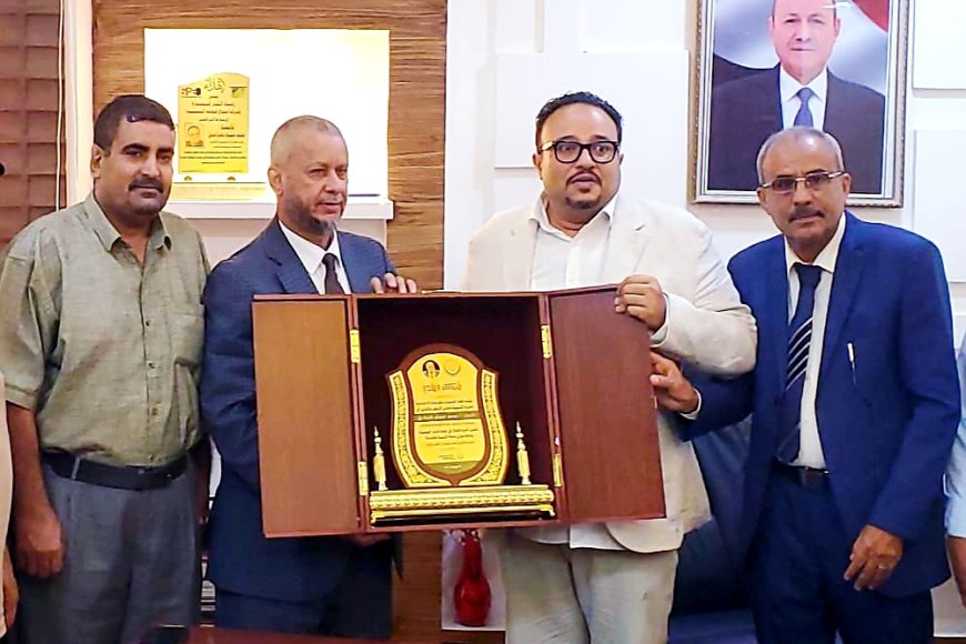 اتحاد الجمعيات يكرم الأستاذ محمد باشراحيل تقديراً لإسهاماته في التنمية الإعلامية