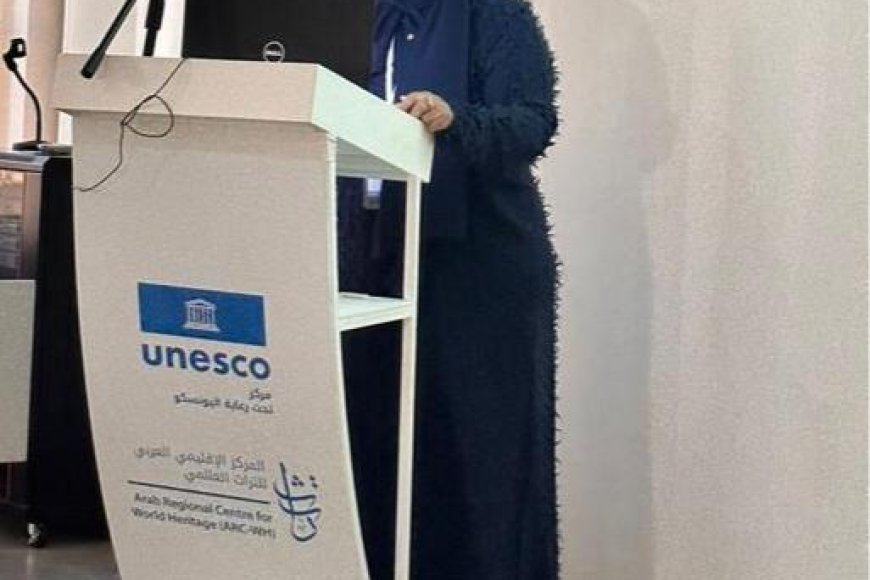 رئيس جامعة عدن يهنئ الدكتورة هناء القهبي لمشاركتها في فريق الخبراء لإدراج التراث اليمني عالميًا