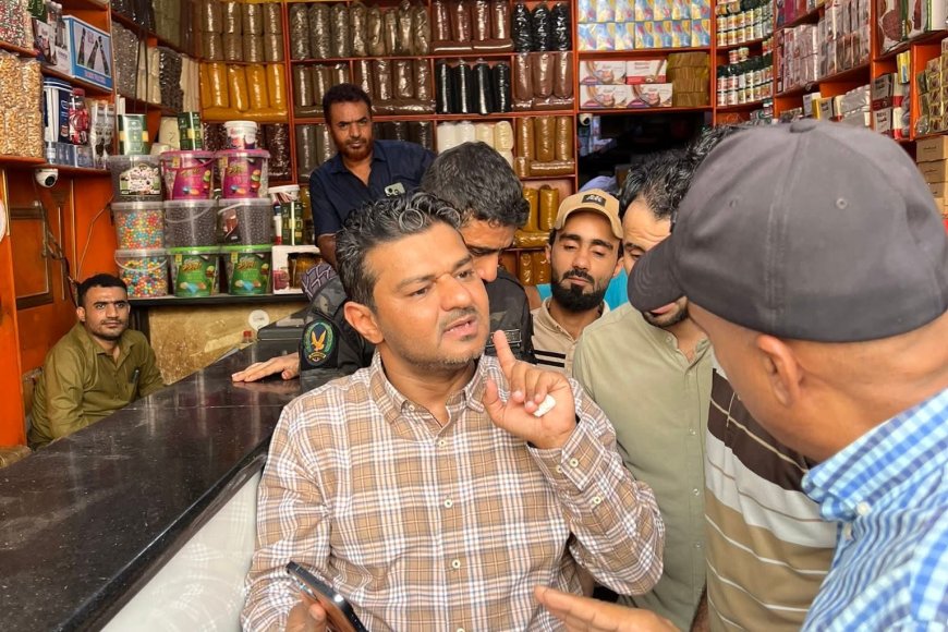 مدير عام مديرية الشيخ عثمان يغلق عددًا من المحلات التجارية التابعة لكبار التجار المستوردين في السيلة