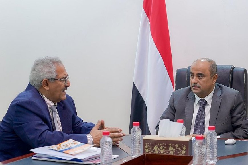رئيس الوزراء يطلع على إجراءات تخفيض أسعار الأدوية ويوجه بتعزيز الرقابة لتخفيف الأعباء عن كاهل المواطنين