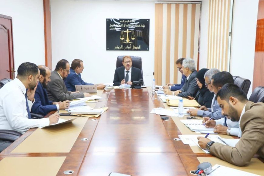 مجلس القضاء الأعلى يستعرض التقرير المقدم من هيئة التفتيش القضائي ويجدد تأكيده على فتح المحاكم