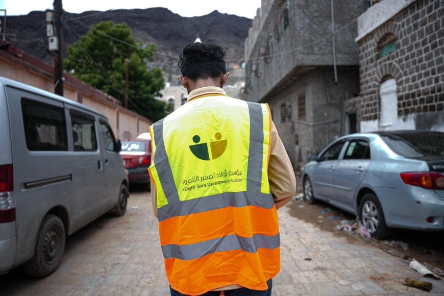 مؤسسة أولاد الصغير التنموية تتدخل لرفع مخلفات المنخفض الجوي بعدن