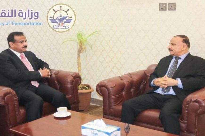 وزير النقل يبارك لأبناء شبوة ويعلن موعد أول رحلة دولية عبر مطار عتق الدولي