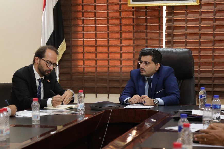 وزارة المياه والبيئة تعقد إجتماعاً مع السفير السويسري