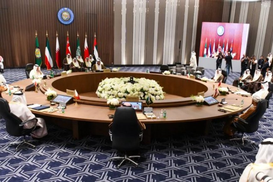 مجلس التعاون الخليجي يدعو لدعم البنك المركزي في عدن كسلطة نقدية شرعية في اليمن