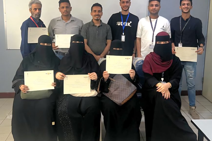 مطار عدن الدولي يختتم الأسبوع الثاني من تدريب التوعية الأمنية لـ30 موظفاً من كوادره