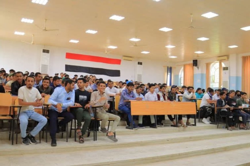 جامعة إقليم سبأ تدشن عامها الجديد وأكثر من 19 ألف طالب وطالبة يتسابقون على مقاعدها الدراسية في سبع كليات 