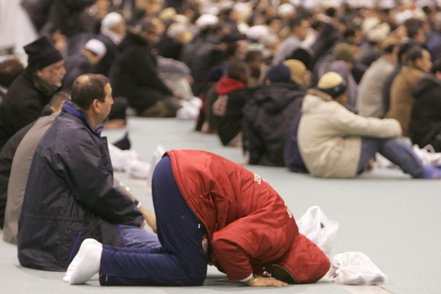 زيادة الكراهية ضد المسلمين والوضع يزداد توترا في فرنسا
