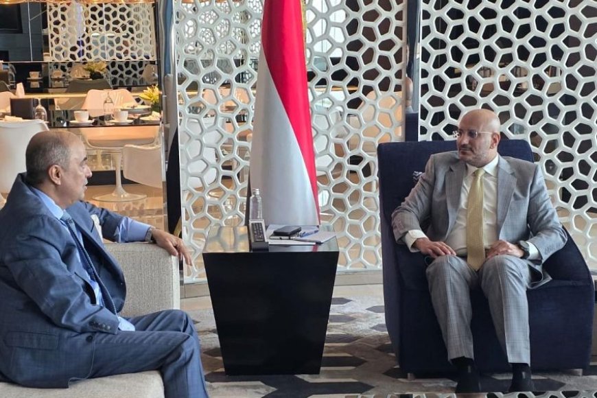 طارق صالح يطلع من رئيس الوزراء على مسار الإصلاحات الاقتصادية والخدمية