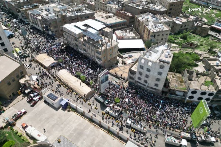 مئات الآلاف من أبناء تعز يطالبون بالقبض على قتلة &quot;أفتهان المشهري&quot; وإقالة مدير شرطة أمن المحافظة وقائد المحور