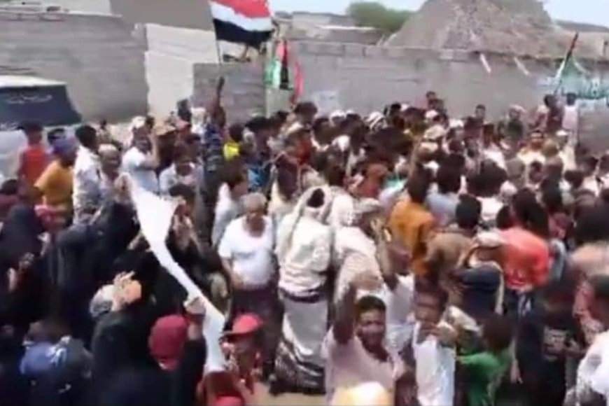 الحديدة.غضب شعبي فيها بعد إفلات قيادي حوثي من عقاب جريمة ابتزاز قادت فتاة للانتحار.
