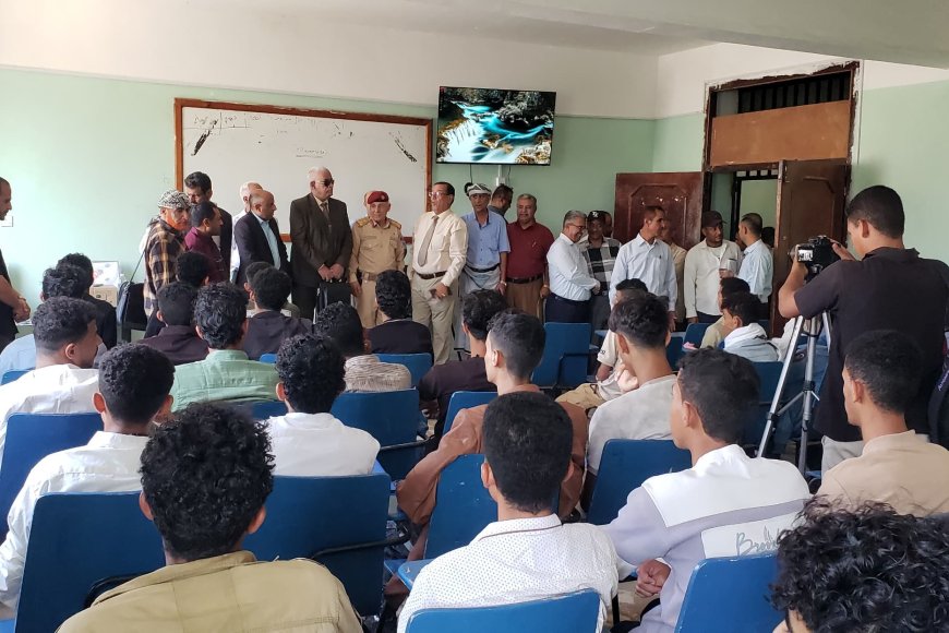 إقبال غير مسبوق يواكب انطلاق العام الجامعي الجديد في كلية الضالع الجامعية