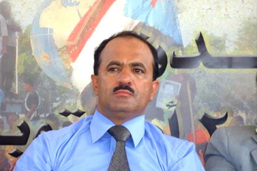 بعد تصريحات الزبيدي حول انضمامهما للجنوب.. الشنفرة يهاجم بشدة دعاة ضمّ (تعز ومأرب) إلى الجنوب: “خونة وسيدخلون مزبلة التاريخ”