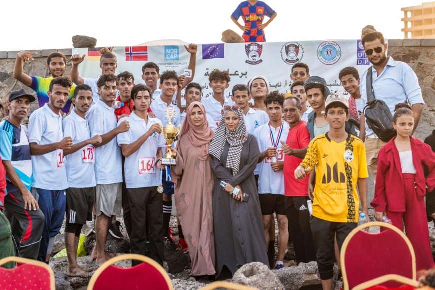 ماراثون عدن يجمع الآلاف تحت شعار "طريقنا واحد وهدفنا السلام"