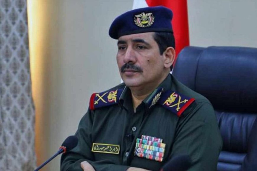 وزير الداخلية: الأعمال الارهابية الجبانة لن تُثني الأجهزة الأمنية والعسكرية عن أداء واجبها الوطني