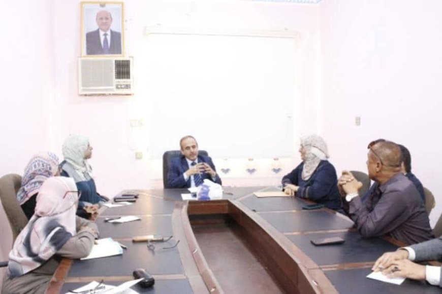 اجتماع برئاسة وزير التعليم العالي يناقش آليات التطوير الأكاديمي ومعايير الاعتماد في الجامعات
