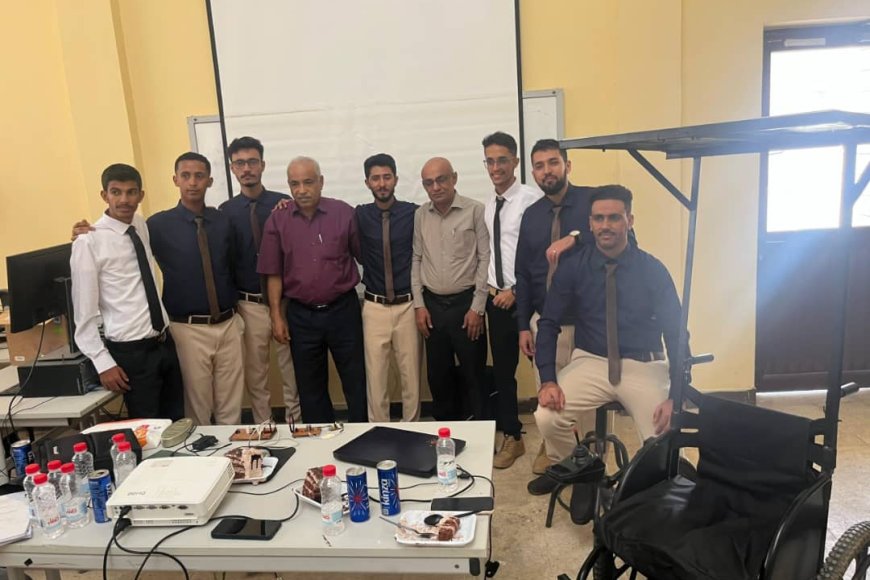 طلاب الميكاترونكس بجامعة عدن يناقشون مشاريع تخرج في مجالي الطاقة المتجددة والنقل اللاسلكي