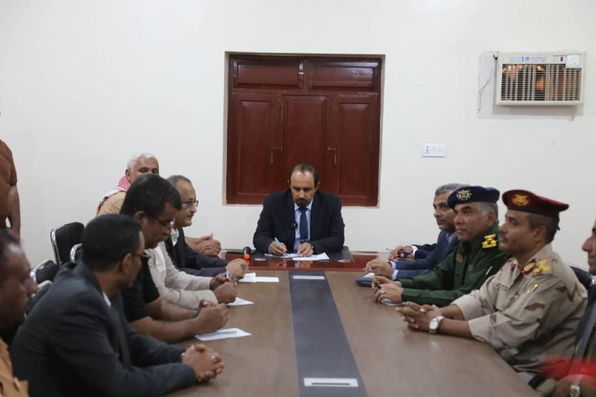 محافظ حضرموت الأستاذ مبخوت بن ماضي يرأس اجتماعًا لقيادة السلطة المحلية والمكتب التنفيذي بمديرية دوعن