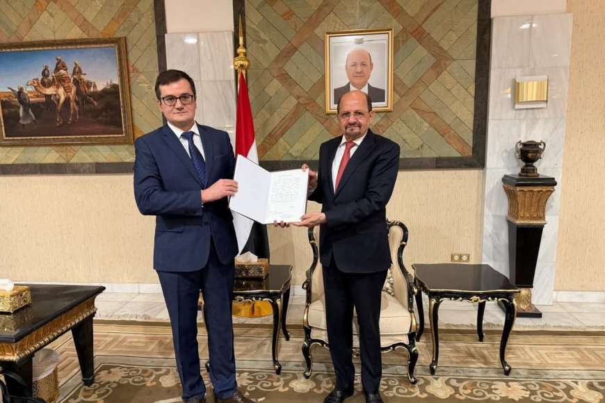 وزير الخارجية يتسلم نسخة من أوراق اعتماد السفير الروسي