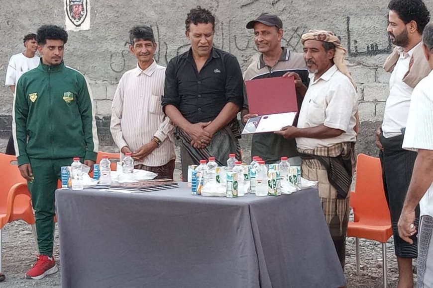 مدير مكتب الشباب والرياضة بخورمكسر يزور أكاديمية الأطباء ويشيد بنشاطها الرياضي