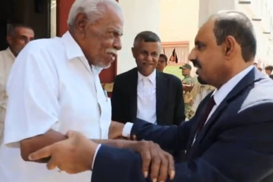 محافظ حضرموت الاستاذ مبخوت بن ماضي  يزور &quot;العميد الركن أحمد الكلالي&quot; أول حضرمي تخرج من الكلية الحربية بمصر