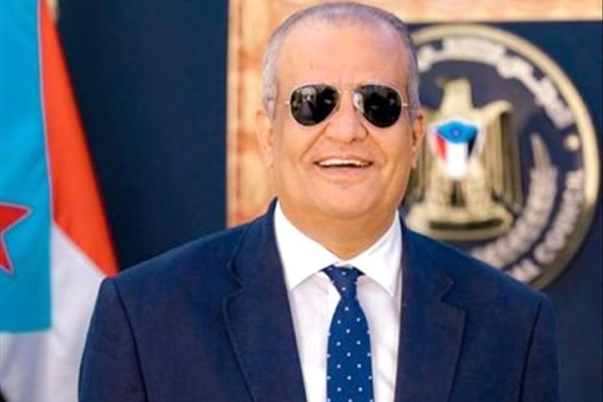 (مرحلة بلا وقت)!.. شطارة يكشف سرّ تفكك مكونات الشرعية بعد تشكيل مجلس القيادة