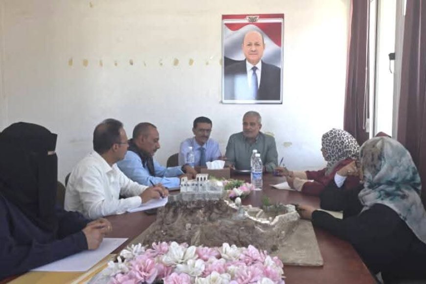 تعز.اجتماع بـ«القاهرة» يُقر الدراسات والمواصفات والتكلفة التقديرية لتنفيذ جولة الشهيدة أفتهان «عصيفرة سابقًا».