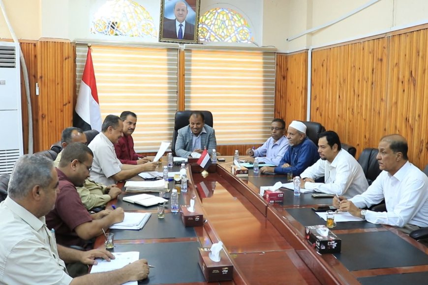 لجنة المناقصات الفرعية بوادي حضرموت تقر إرساء ثلاثة مشاريع تربوية