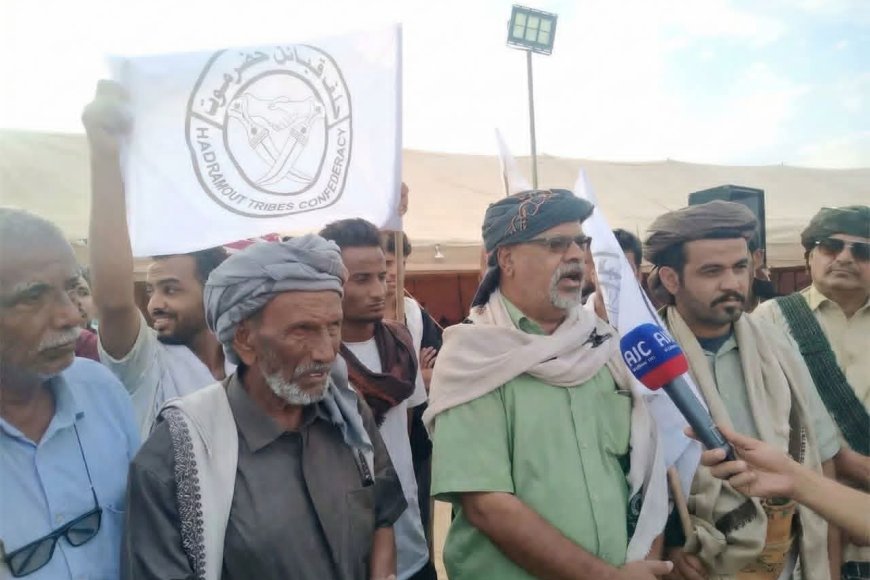 أمين عام الحلف المقدم عمر باشقار يدعو المسلحين لوقف دعم التمرد في الهضبة